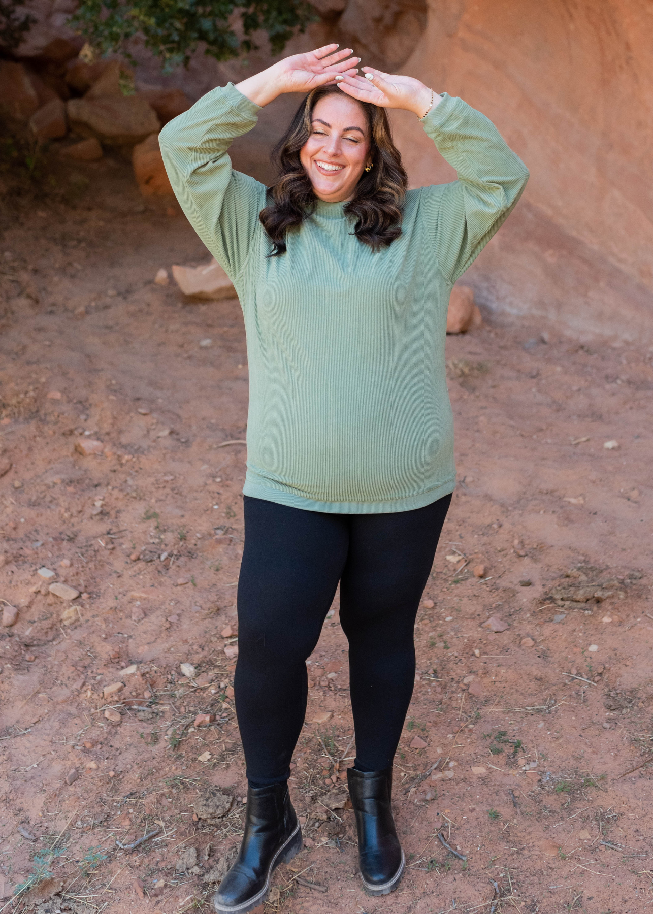 Ollie Green Ribbed Sweatershirt