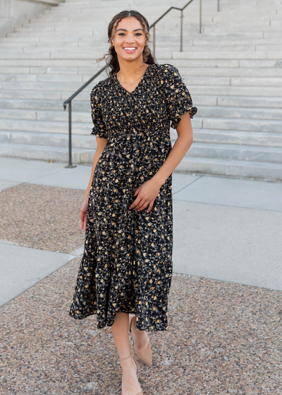 Short sleeve yellow flower dress