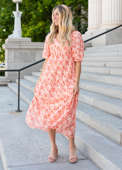 Short sleeve peach floral tiered dress