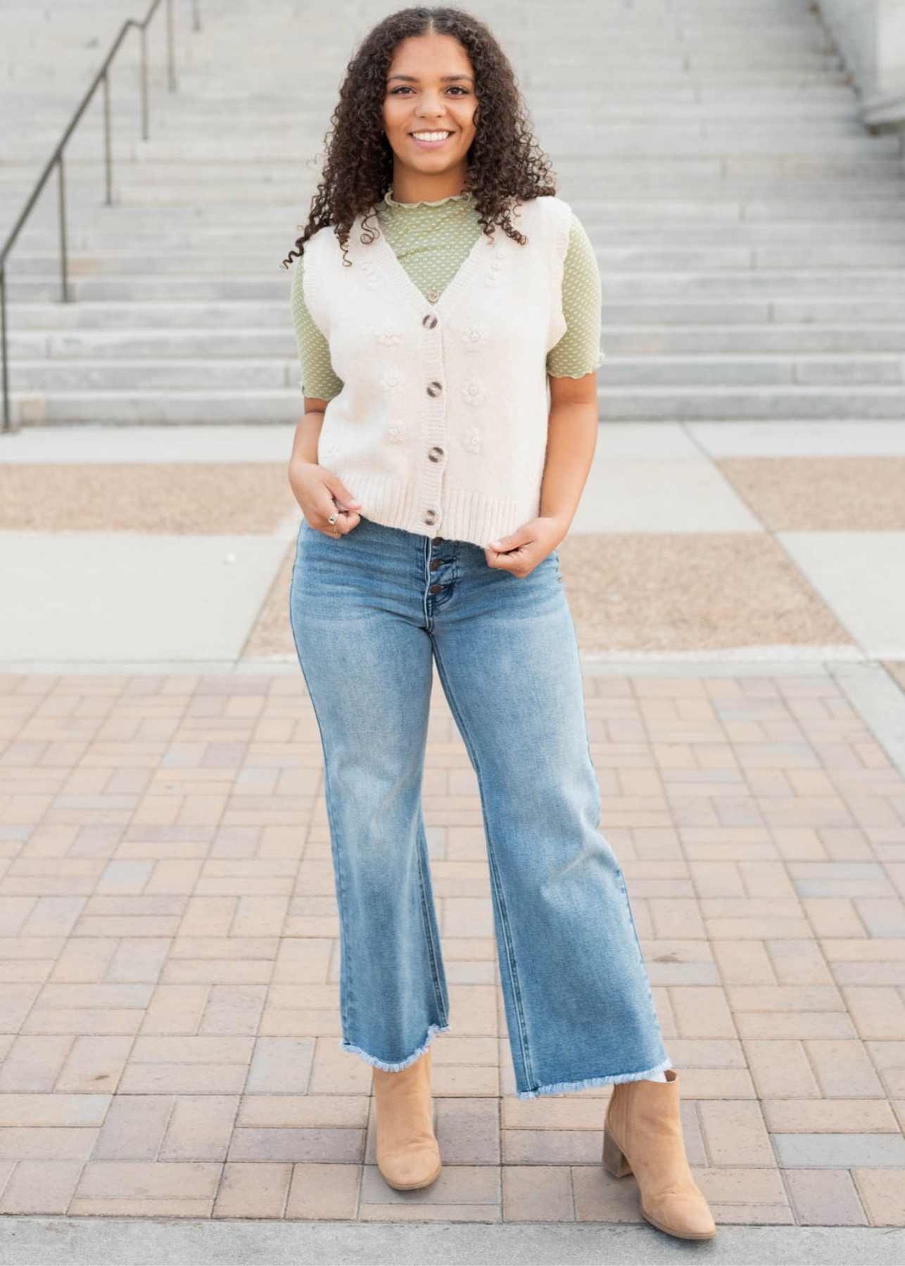 V-neck cream floral knit vest