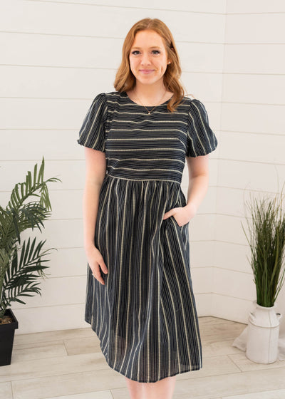 Short sleeve navy jacuard stripe dress