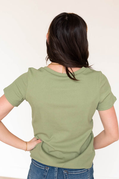 Back view of the sage ribbed top