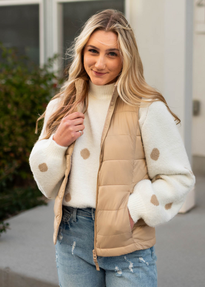 Khaki puff vest with pockets