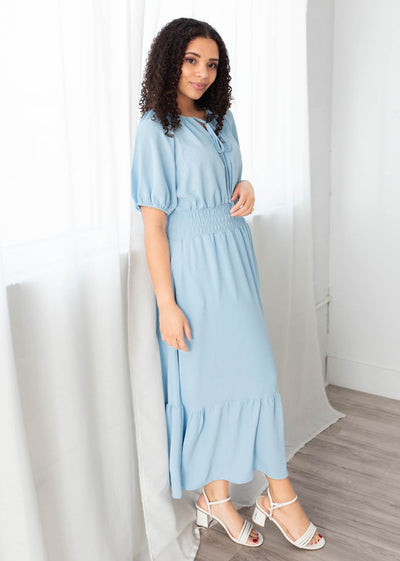 Short sleeve blue tie dress