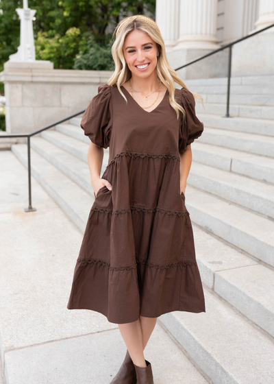 Brown tiered dress with pockets