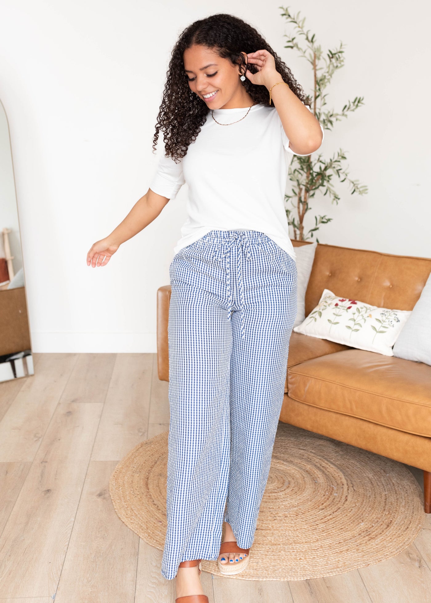 Wide leg blue gingham pants with elastic and tie at the waist