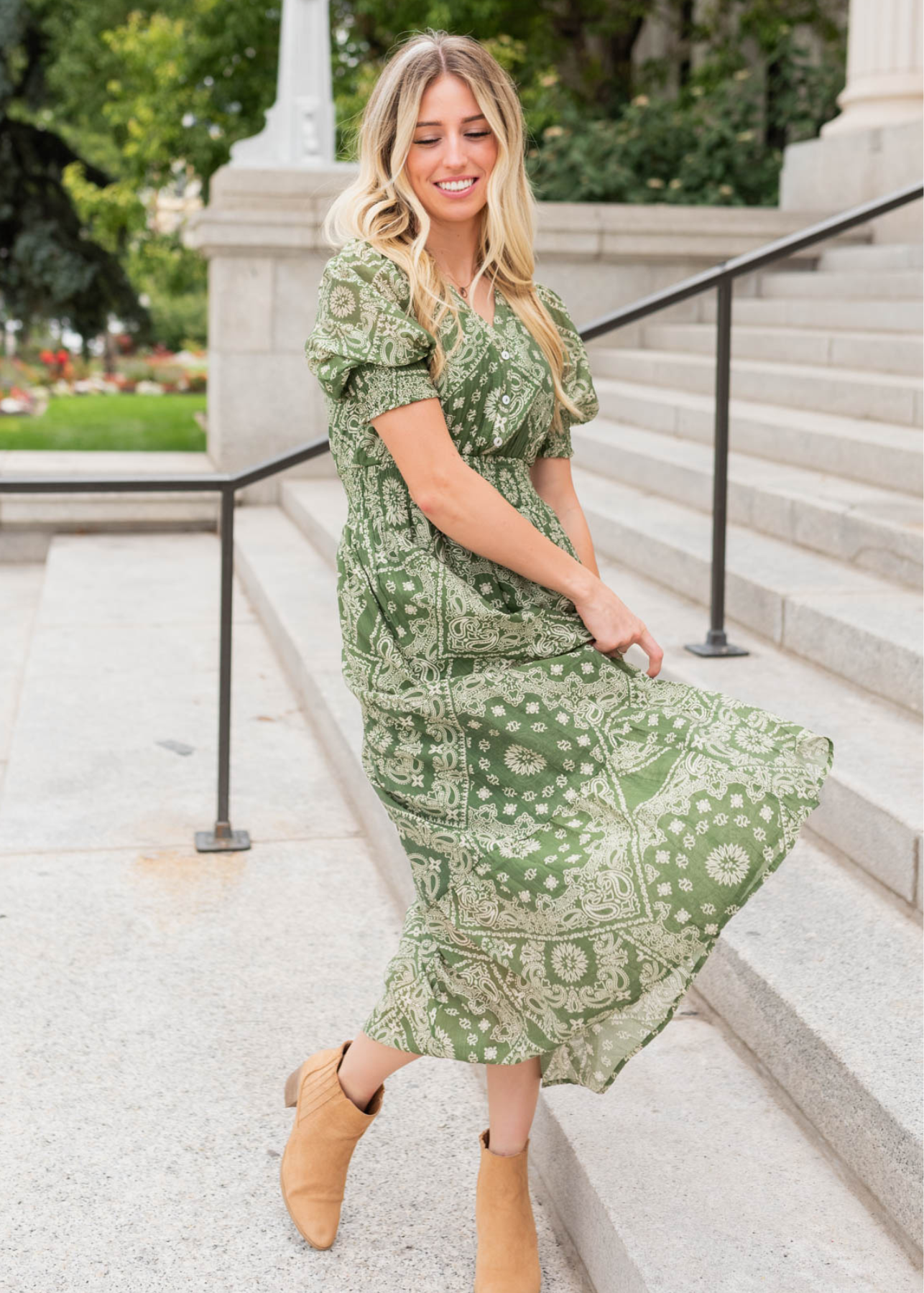 Short sleeve green floral tiered dress