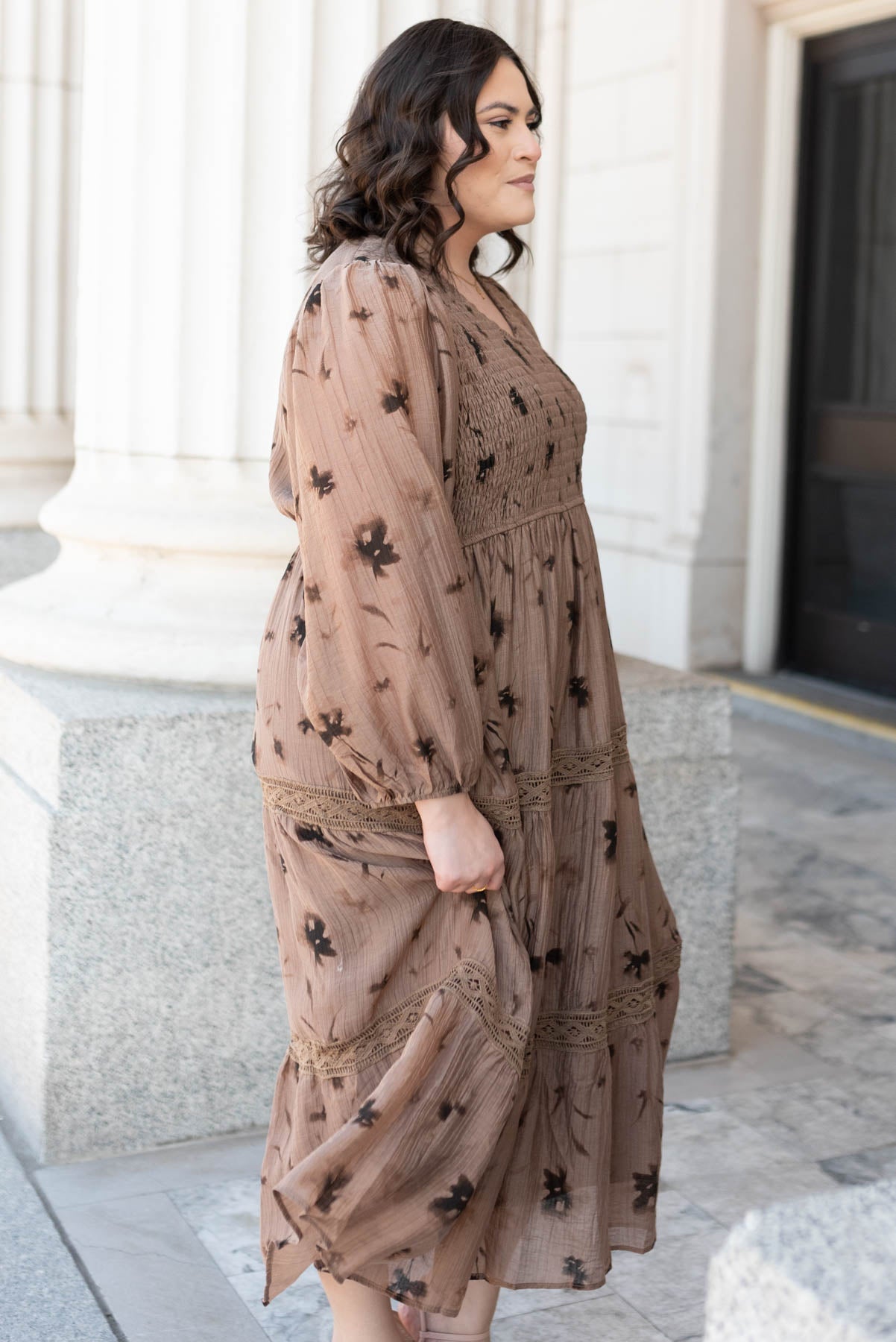 Side view of the mocha floral tiered dress in plus size