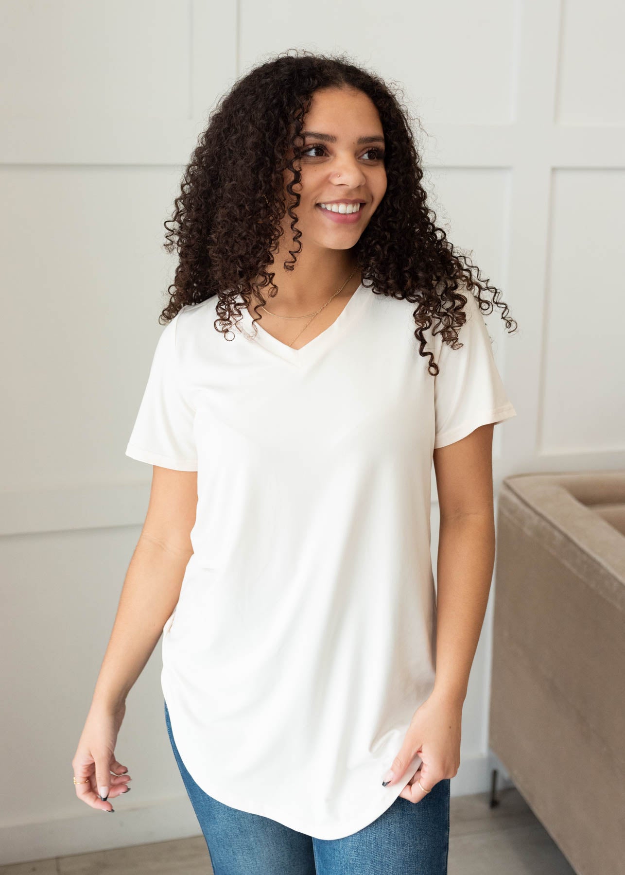 Cream v-neck top with short sleeves