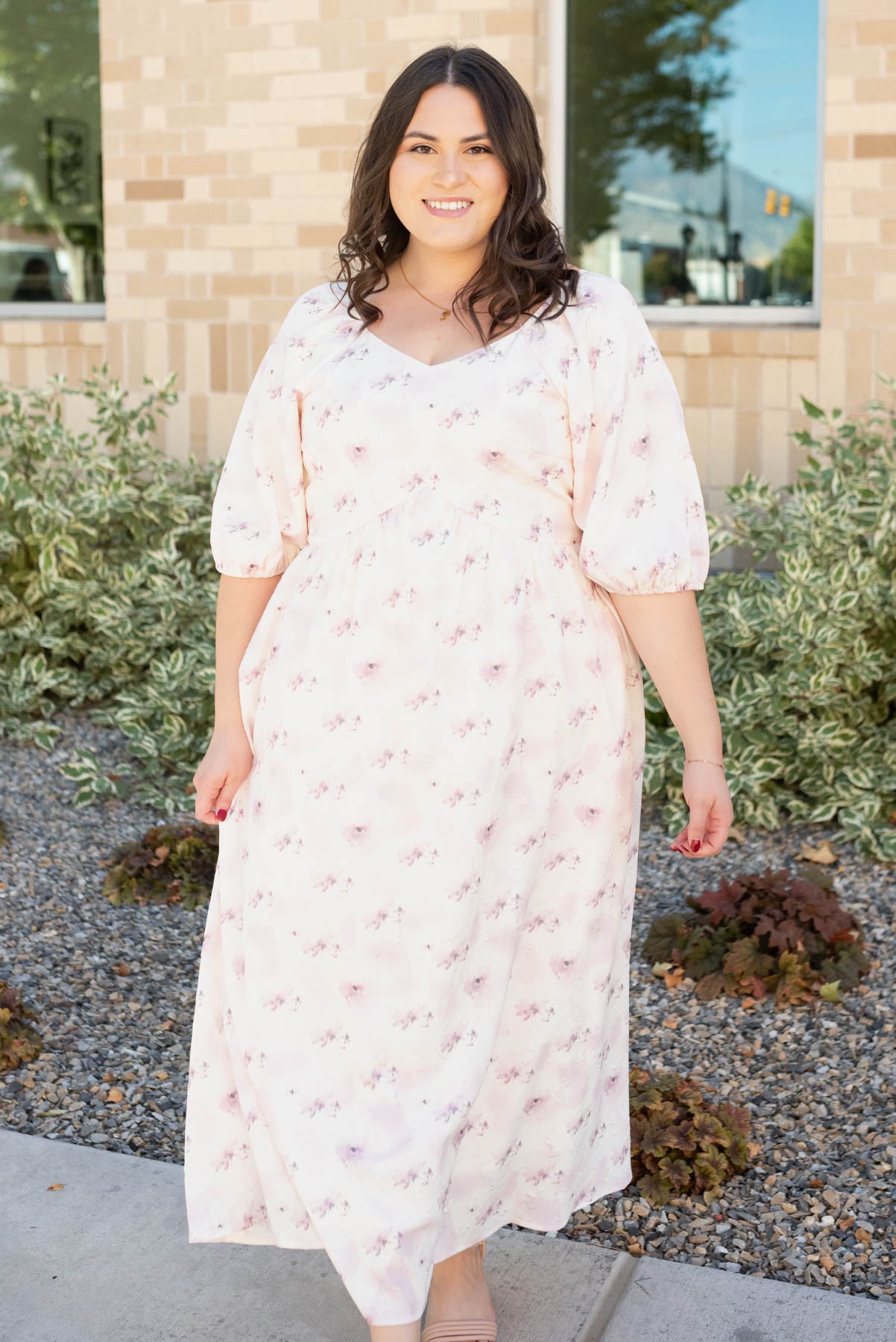 Plus size lavender blush floral dress with short sleeves