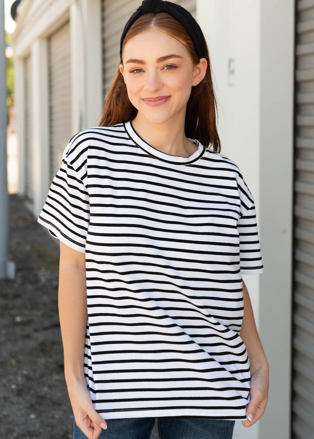 Black stripe top with short sleeves