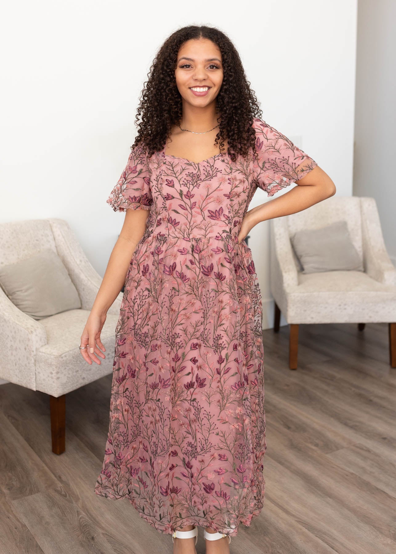 Short sleeve antique pink embroidered dress