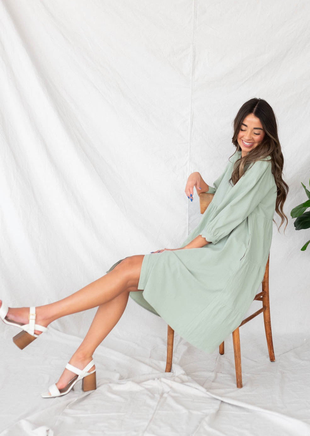 Sage buttondown dress with short sleeves