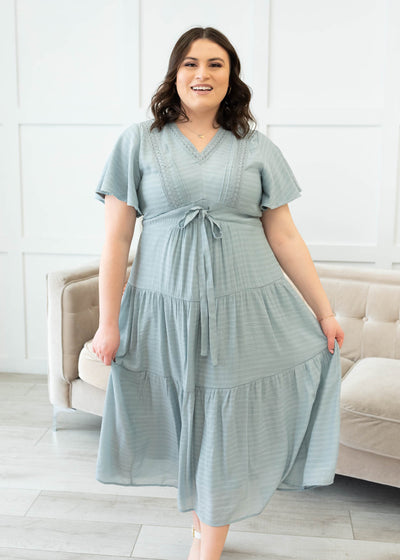 Short sleeve dusty blue textured tiered dress in plus size