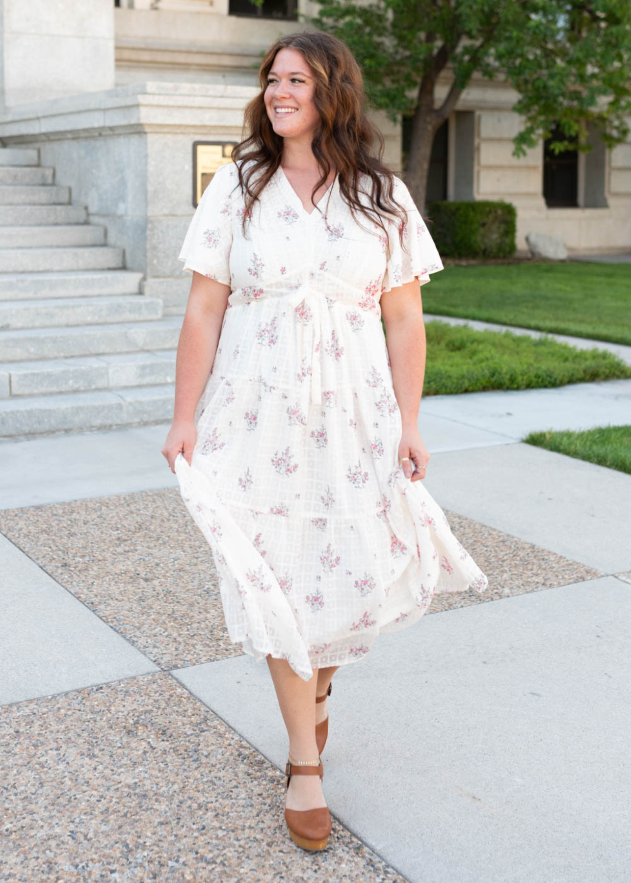 Plus size cream floral tiered dress with short sleeves