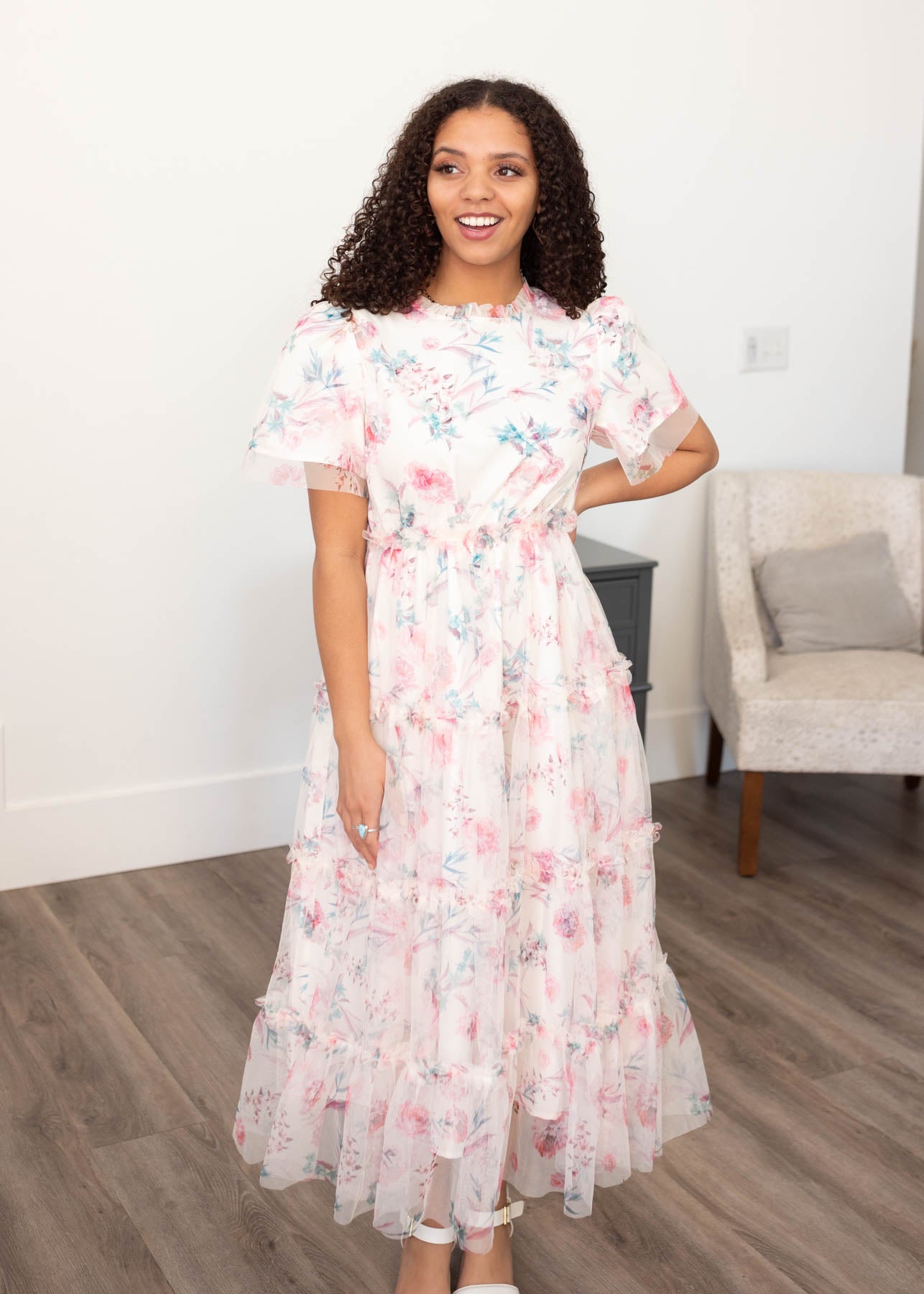 Pink floral mesh dress with short sleeves