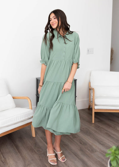 Three quarter sleeve green collared tiered dress