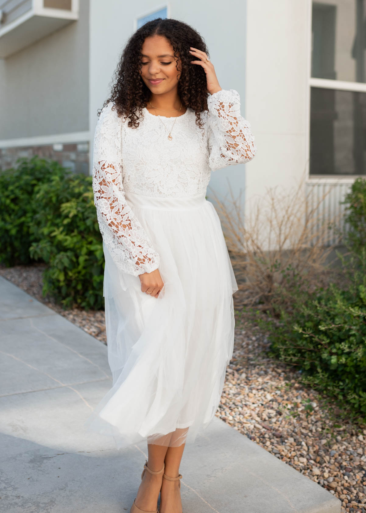 White lace tulle dress with a tulle skirt