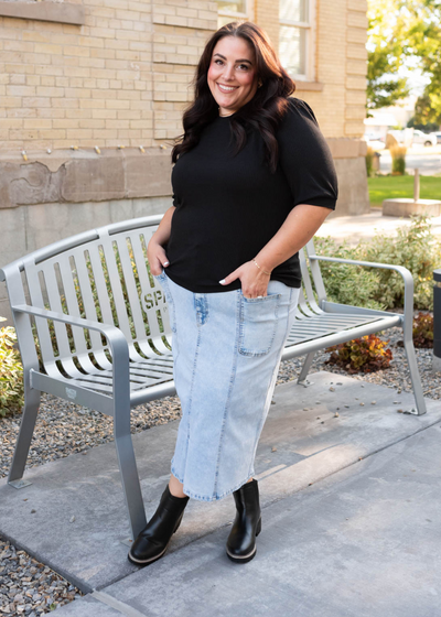 Basic black top with short sleeves