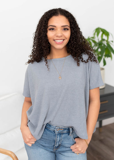 Short sleeve blue grey top