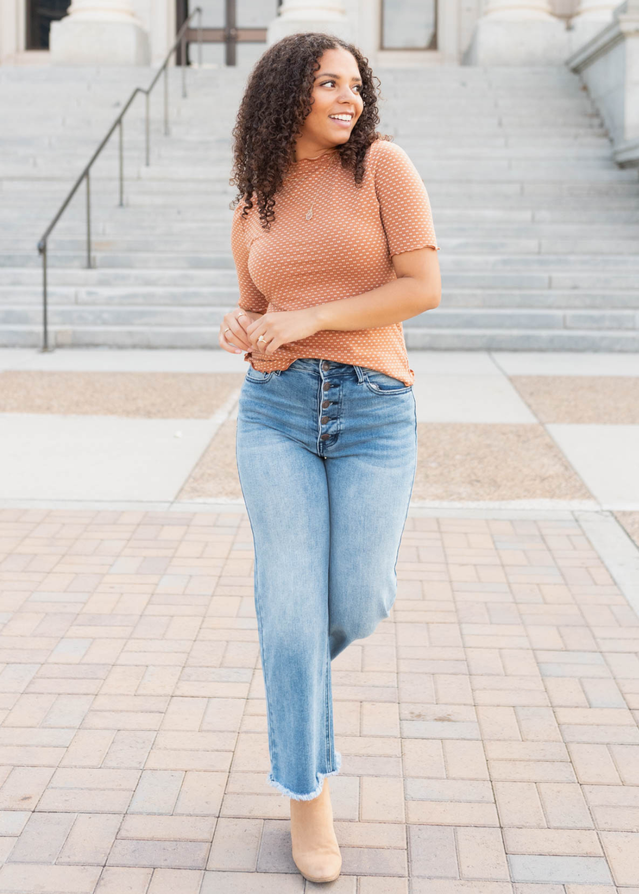 Short sleeve camel dot texture top