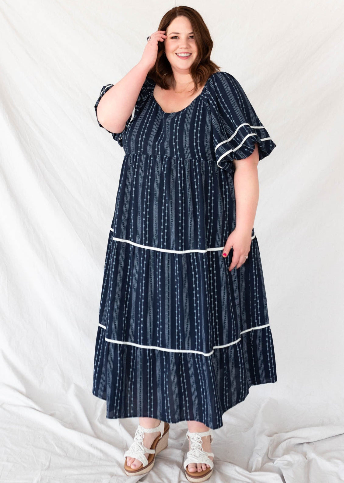 Short sleeve plus size navy floral pattern dress