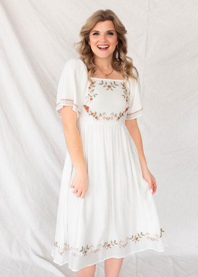 Short sleeve white embroidered dress