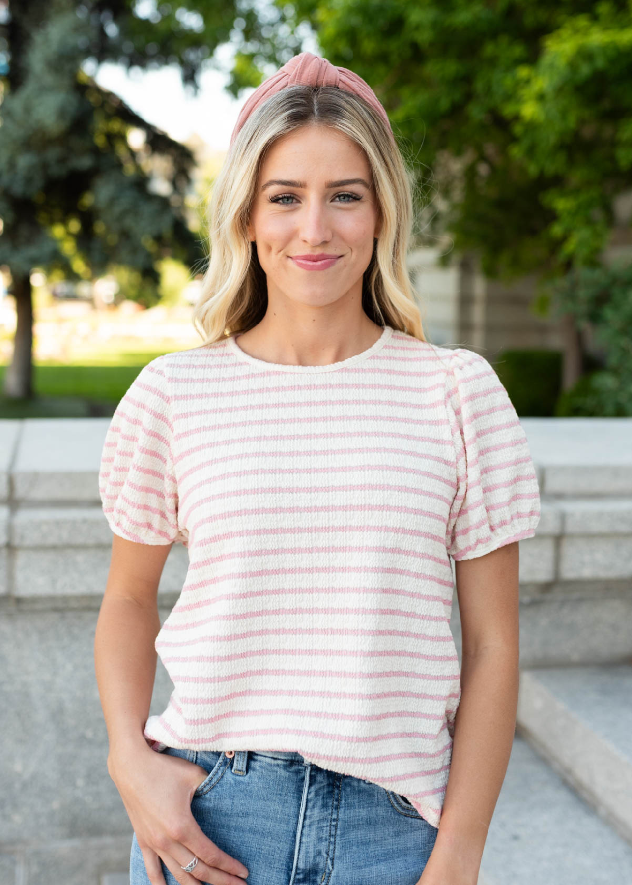 Pink stripe top withs short sleeves