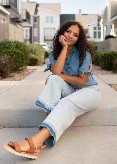 Short sleeve denim tie sleeve top