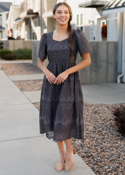 Short sleeve charcoal embroideed dress with short sleeves