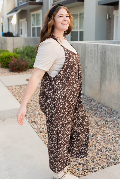 Side view of the plus size tuape knit jumper