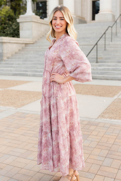 Side view of the floral tiered dress