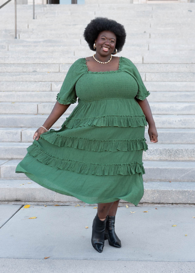 Plus size short sleeve green ruffle tiered dress