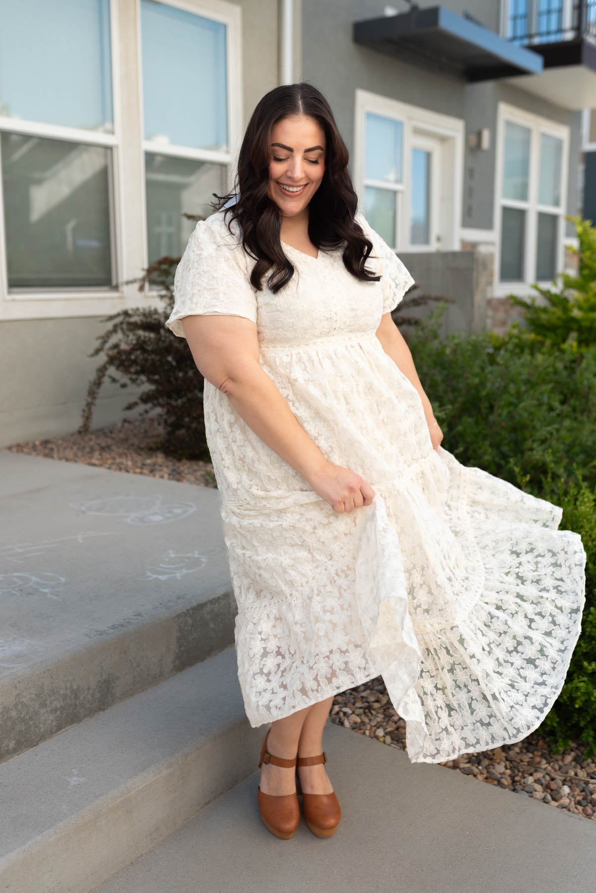 Short sleeve plus size cream floral lace dress