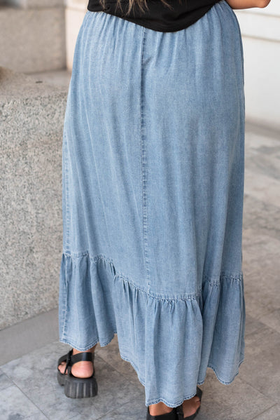 Back view of the denim tiered skirt
