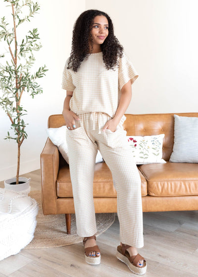 Beige gingham knit pants with elastic waist