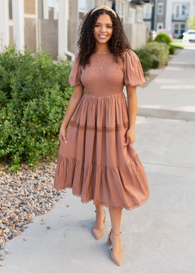 Short sleeve chestnut dress