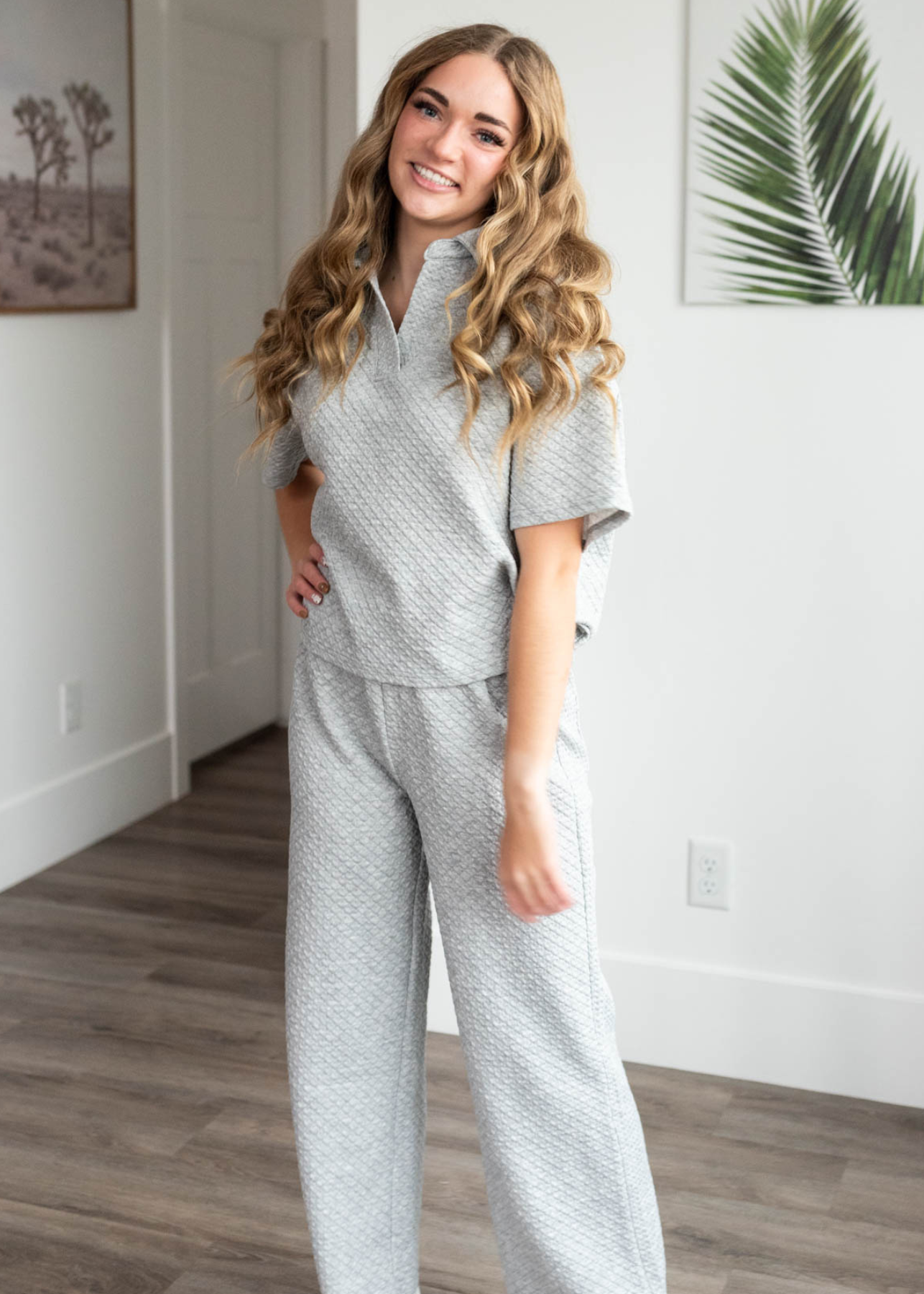 Loanna Heather Grey Collared Knit Top