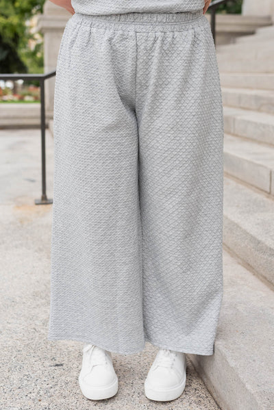 Textured heather grey knit pants with pockets in plus size