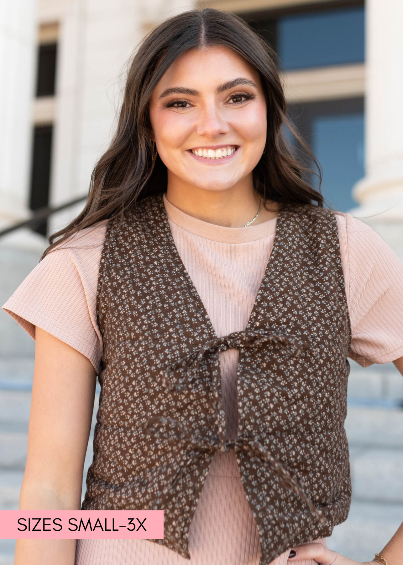 Dark mahognay vest with ties in front