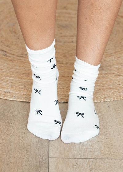 White mini bow socks