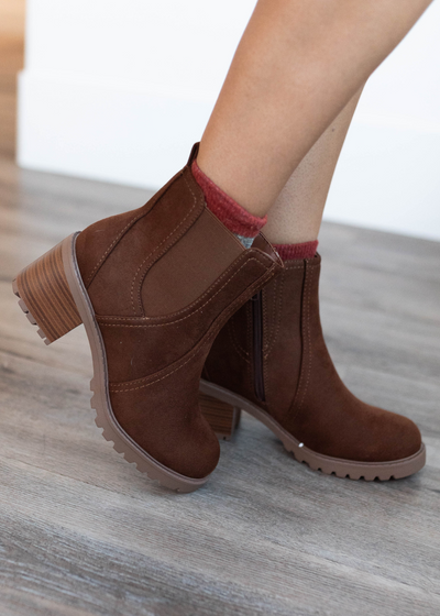 Walnut Celsea boots