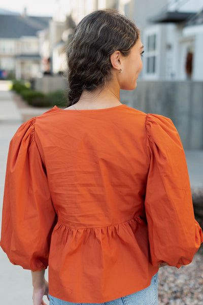 Back view of the pumpkin bow top