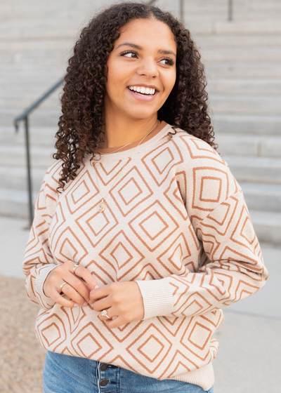 Oatmeal pattern sweater with clay pattern