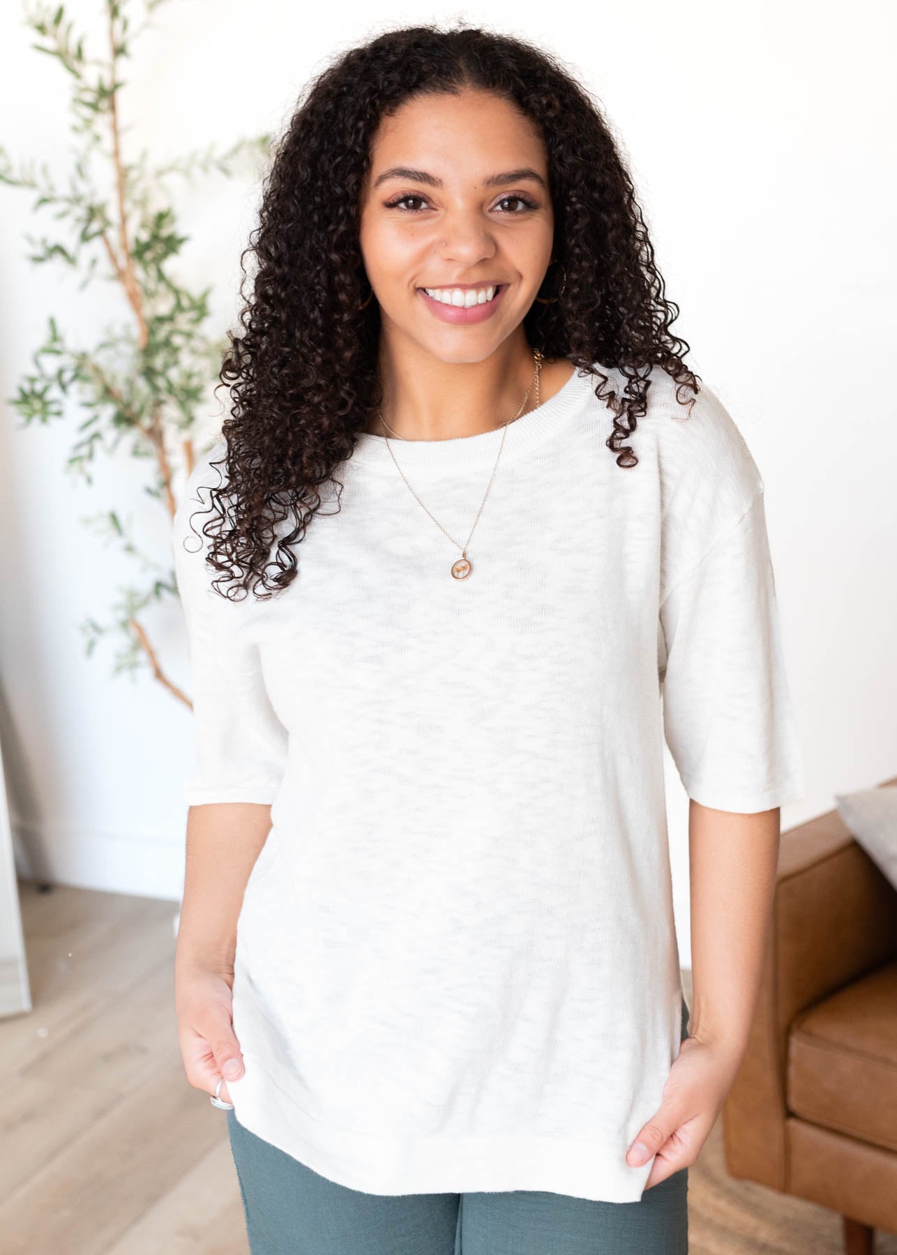 Short sleeve white textured top