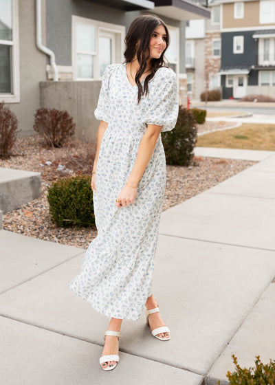 Blue floral dress with short sleeves