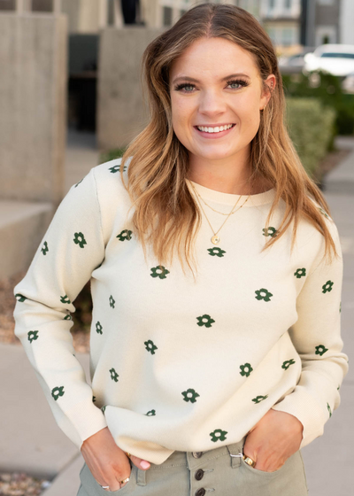 Cream green floral sweater with crewneck