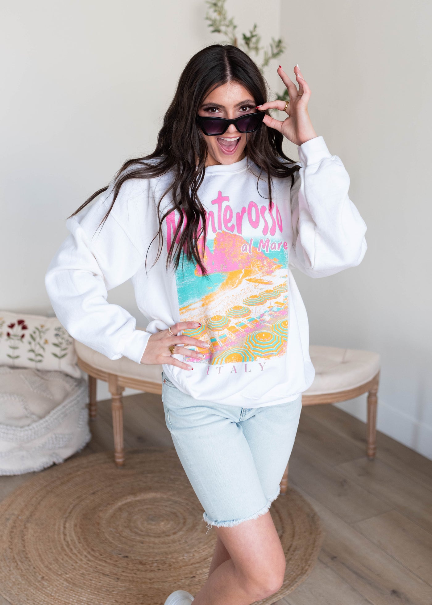 White Monterosso graphic sweatshirt