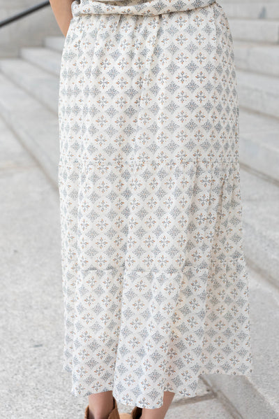 Cream pattern chiffon skirt