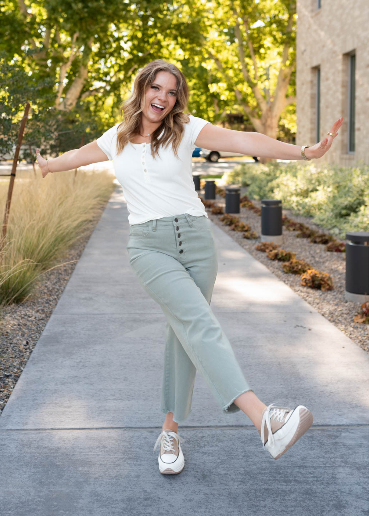 Ivory ribbed top with short sleeves